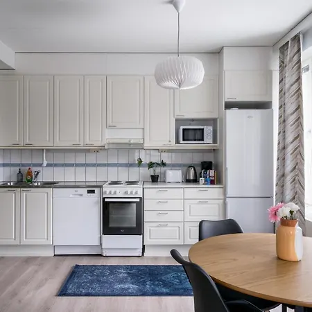 Lintu41, Free Parking, Metro Nearby, Netflix Ελσίνκι